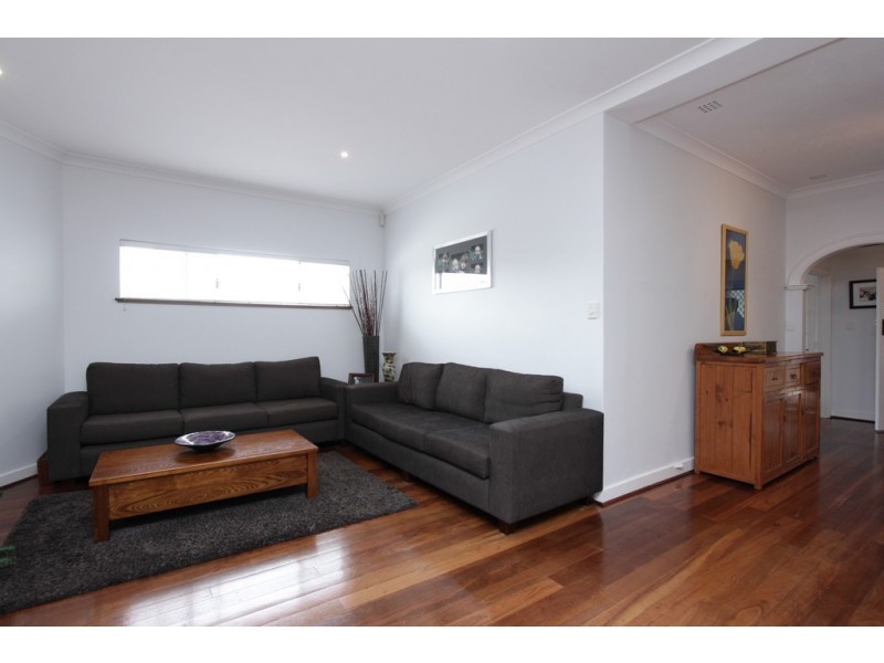 96 Monash Avenue, Como WA 6152