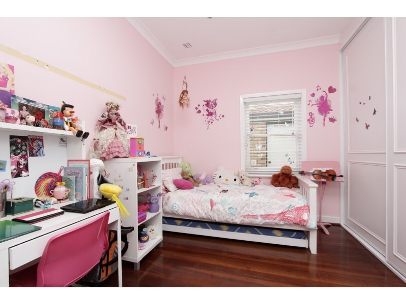 96 Monash Avenue, Como WA 6152