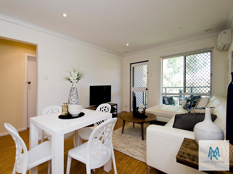 21/4 Comer Street, Como WA 6152