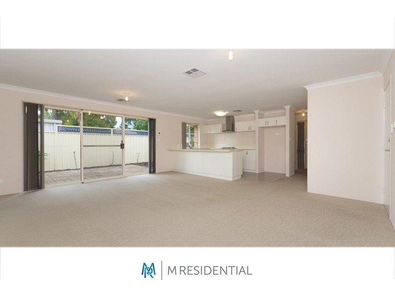 5a Strathearn Road, Forrestfield WA 6058