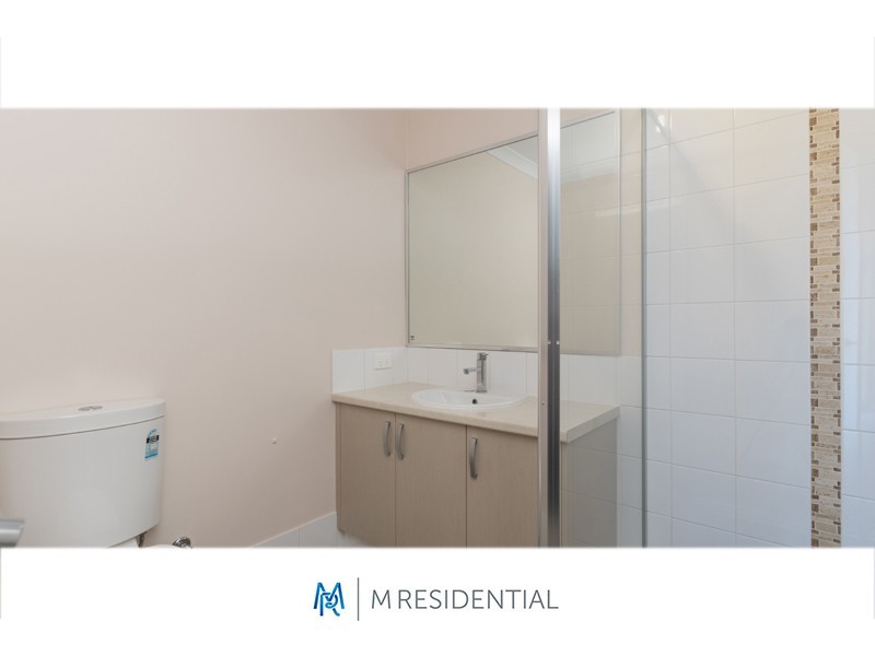 5a Strathearn Road, Forrestfield WA 6058