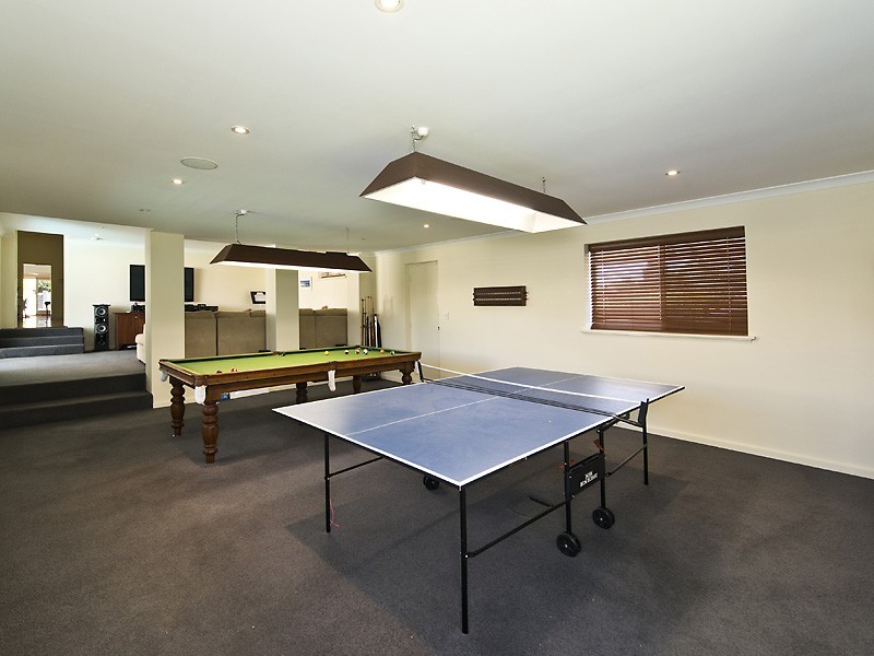 69 Hobbs Ave, Como WA 6152