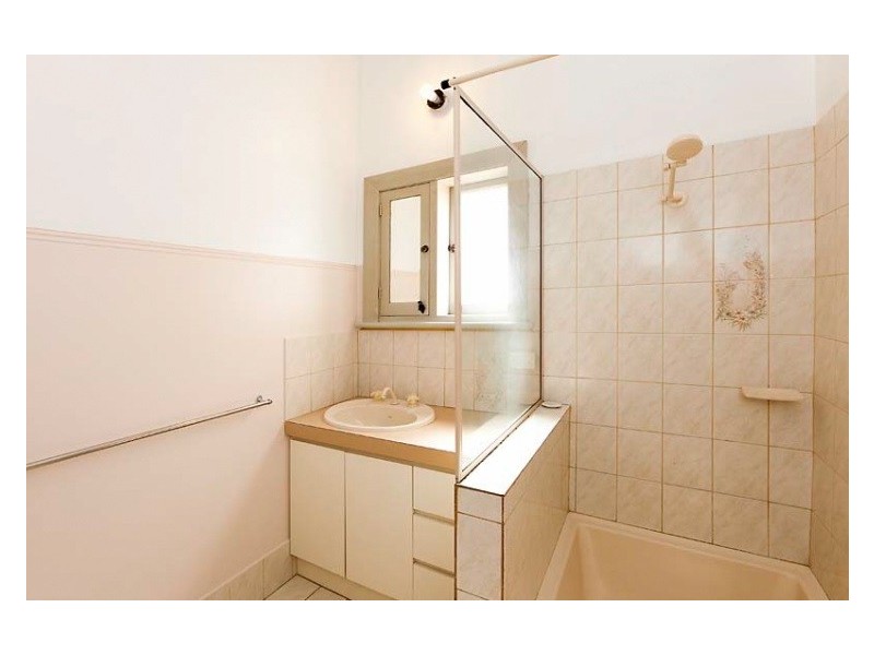 28 Sixth Avenue, Kensington WA 6151