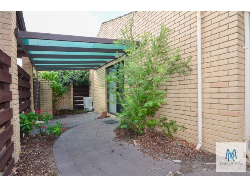 2/53 Robert Street, Como WA 6152