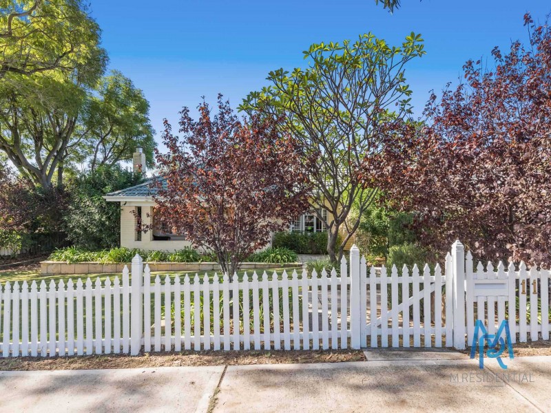 11 Warrego Street, Kensington WA 6151