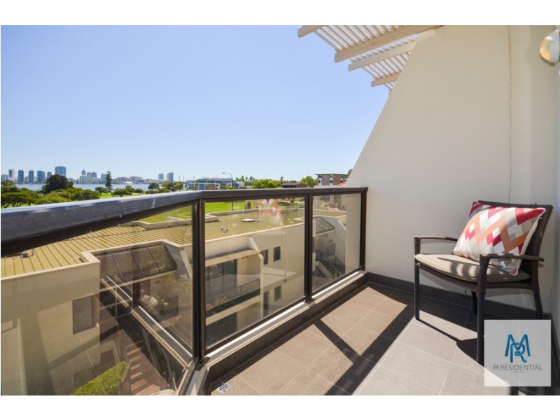 10/20 Garden Street, South Perth WA 6151