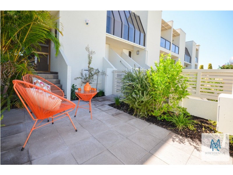 10/20 Garden Street, South Perth WA 6151