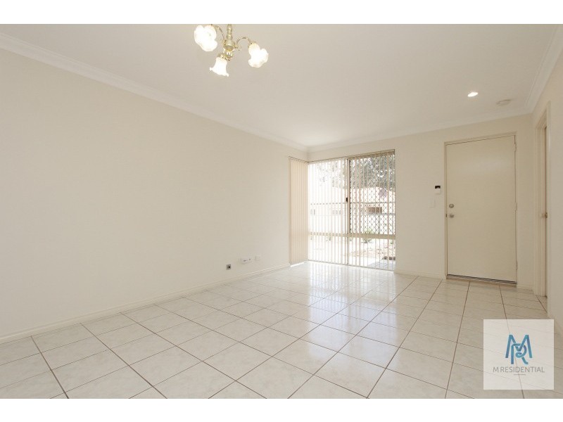 6/4-12 Ayer Road, Queens Park WA 6107
