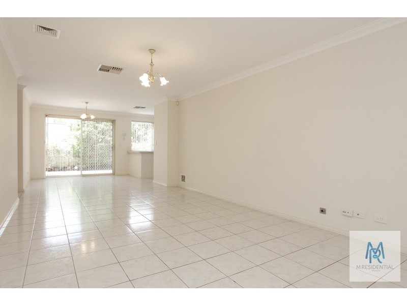 6/4-12 Ayer Road, Queens Park WA 6107