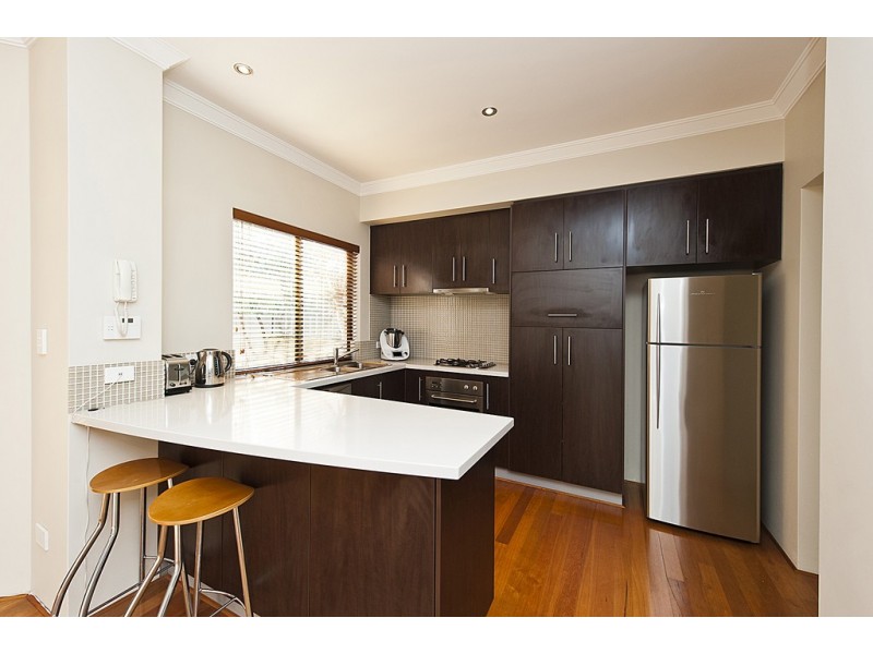 3/33 Eric Street, Como WA 6152