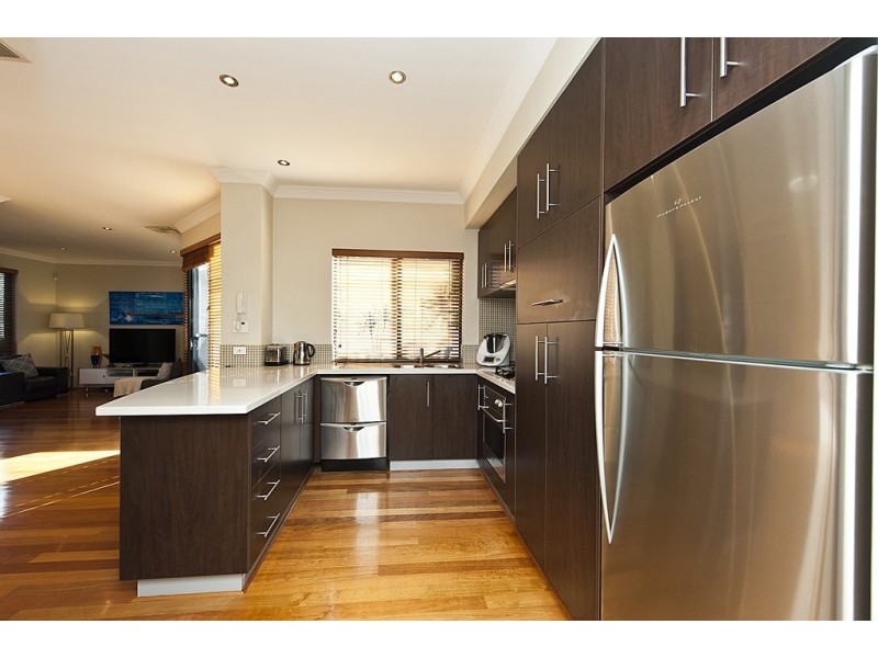 3/33 Eric Street, Como WA 6152