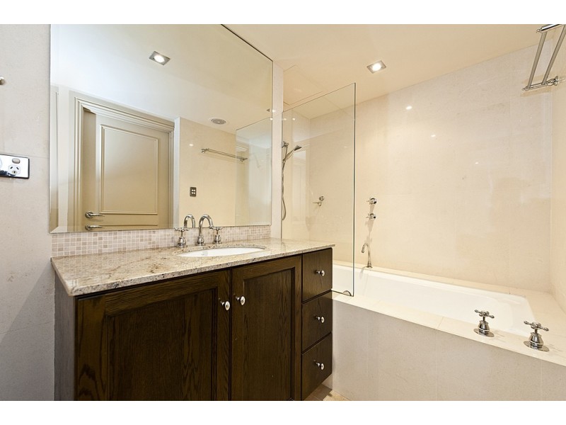 8C/73 Mill Point Road, South Perth WA 6151