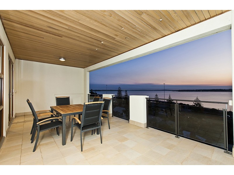 8C/73 Mill Point Road, South Perth WA 6151