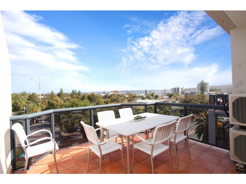 32/134 Mill Point Road, South Perth WA 6151