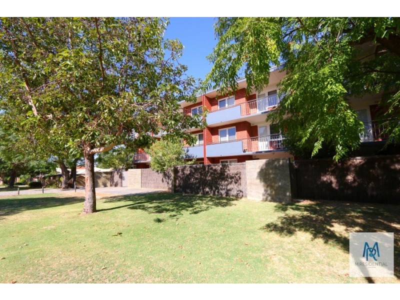 14/106 McDonald Street, Como WA 6152