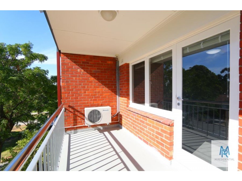 14/106 McDonald Street, Como WA 6152