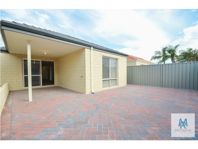 15 Laurie Street, Belmont WA 6104