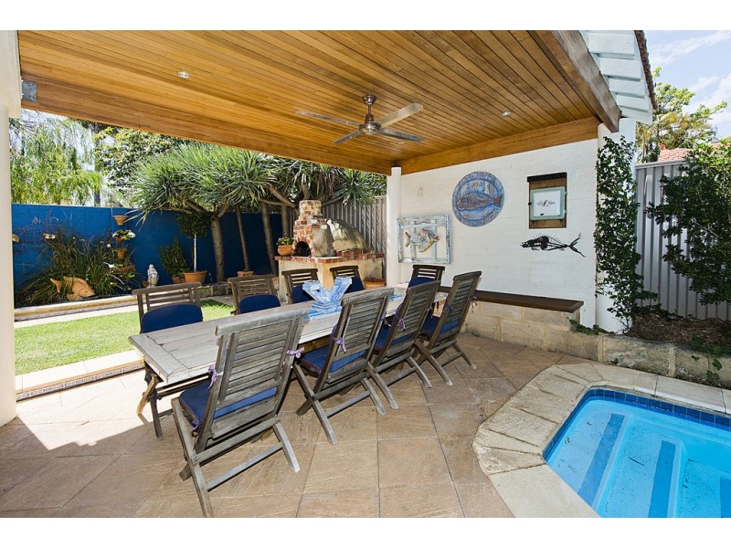 35A Ednah Street, Como WA 6152