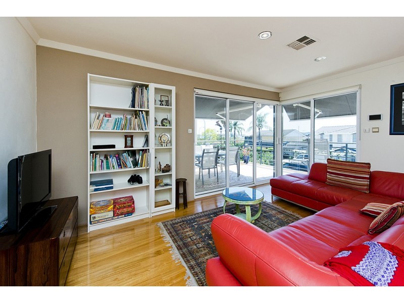 35A Ednah Street, Como WA 6152