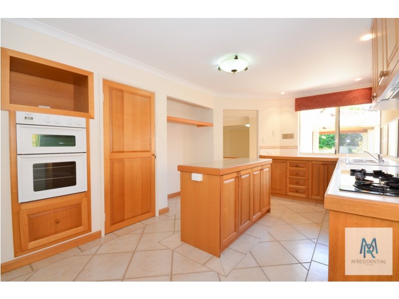 98 Corinthian Road West, Shelley WA 6148