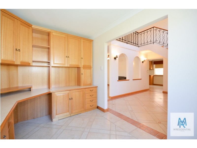 98 Corinthian Road West, Shelley WA 6148