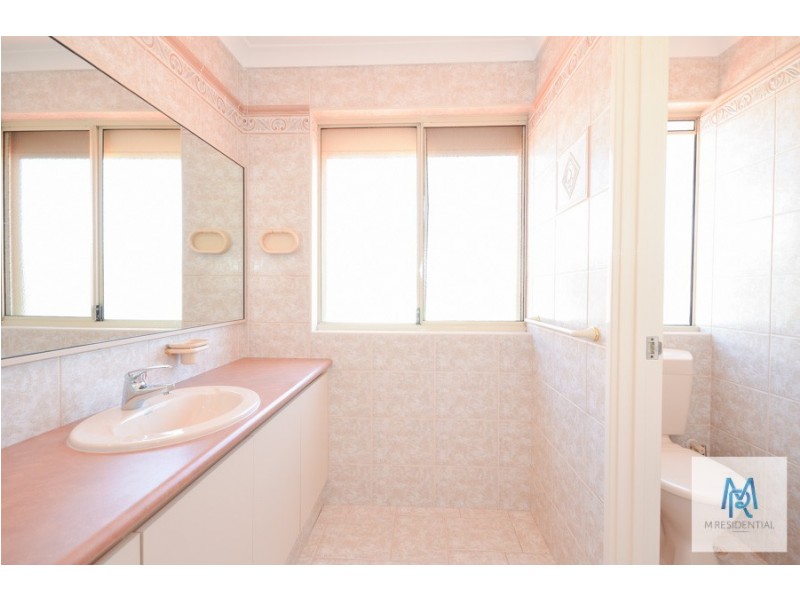 98 Corinthian Road West, Shelley WA 6148