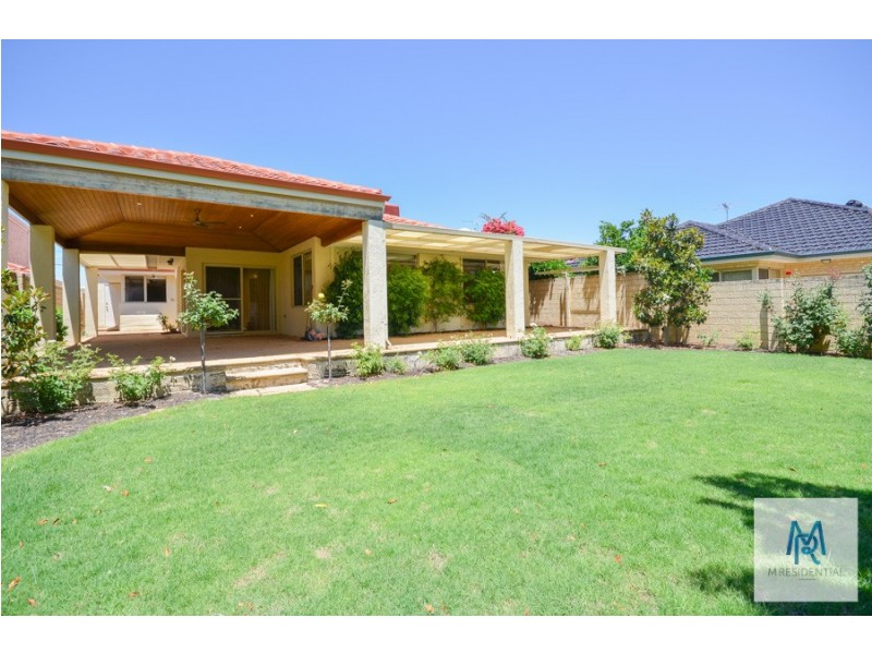 98 Corinthian Road West, Shelley WA 6148