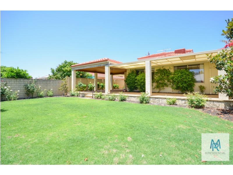 98 Corinthian Road West, Shelley WA 6148