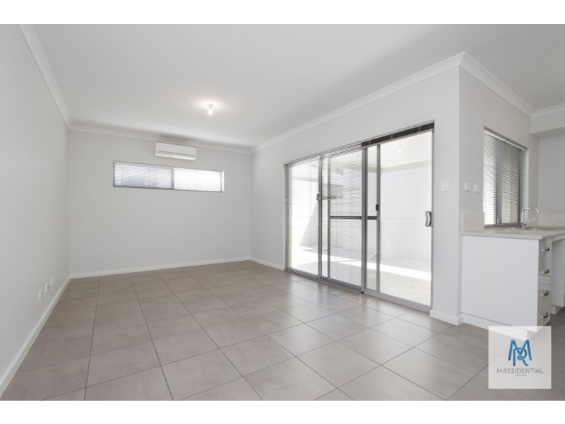 1/11 May Street, Gosnells WA 6110