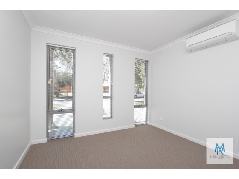 1/11 May Street, Gosnells WA 6110