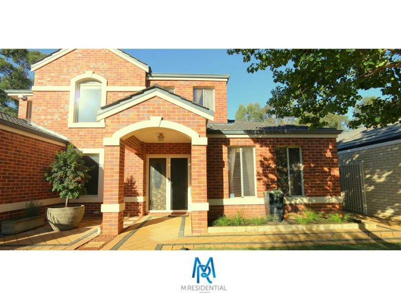 9 Hogg Avenue, Salter Point WA 6152