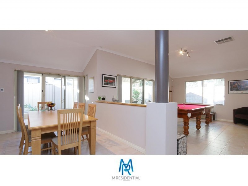 9 Hogg Avenue, Salter Point WA 6152