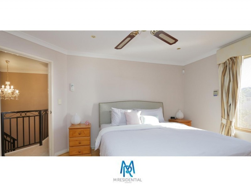 9 Hogg Avenue, Salter Point WA 6152