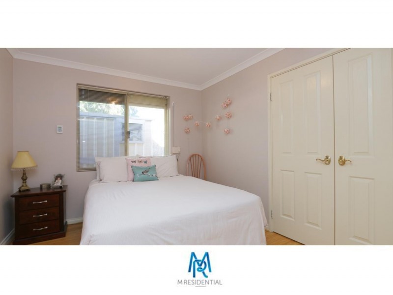 9 Hogg Avenue, Salter Point WA 6152