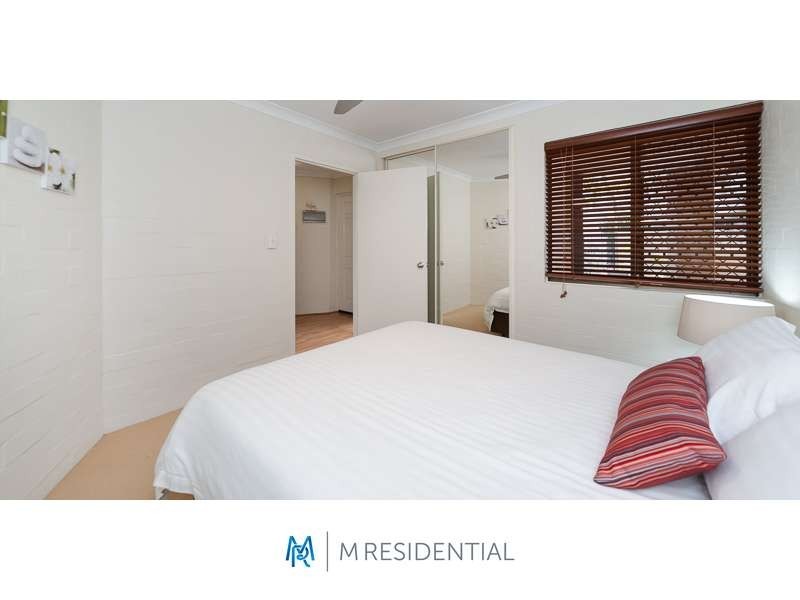 1/4 Manning Terrace, South Perth WA 6151