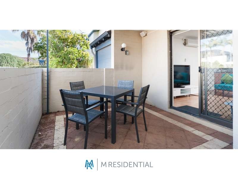 1/4 Manning Terrace, South Perth WA 6151