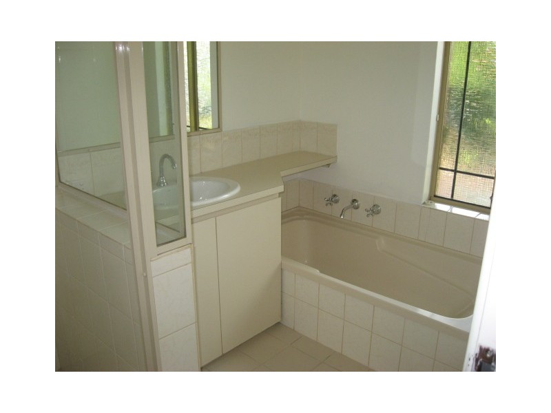 1/131 West Road, Bassendean WA 6054