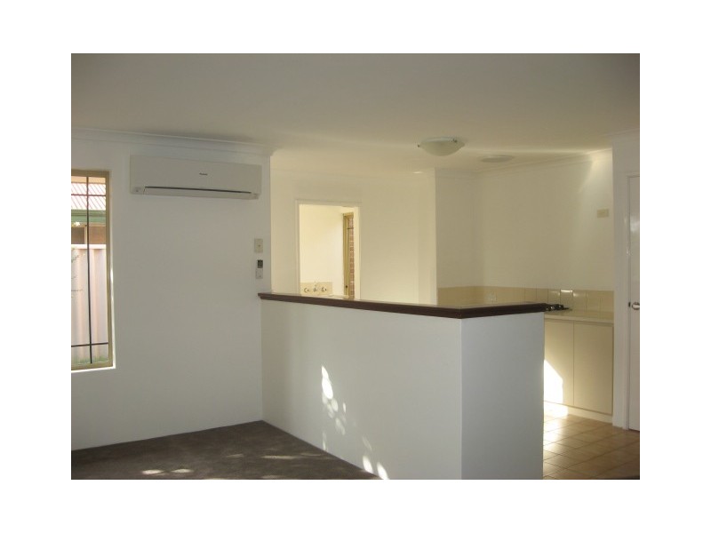 1/131 West Road, Bassendean WA 6054