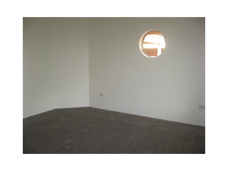 1/131 West Road, Bassendean WA 6054