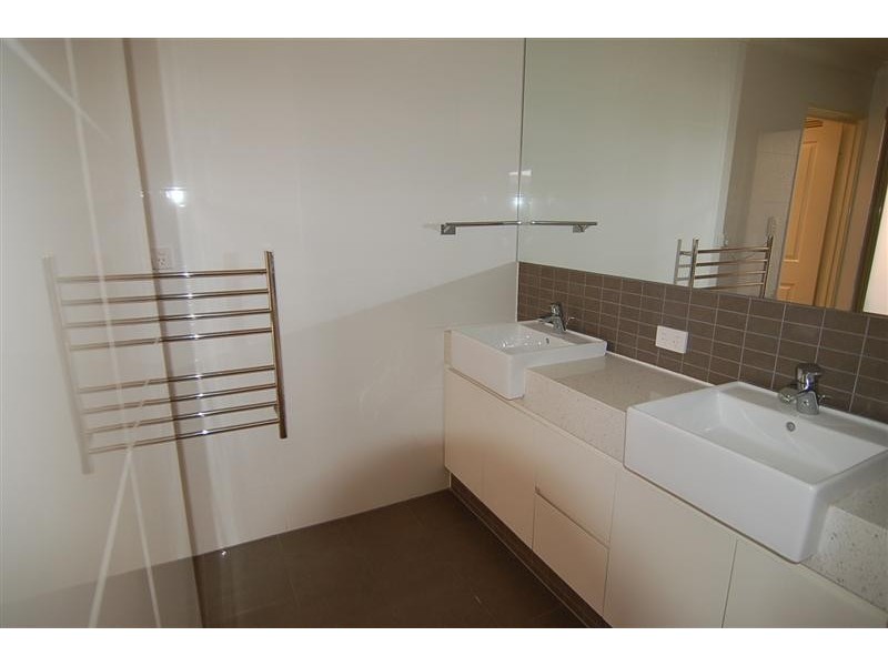 12 Tauman Loop, Guildford WA 6055