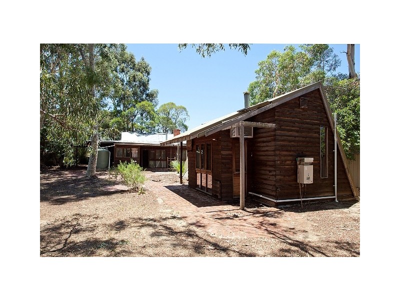 15  Deakin Street, Bassendean WA 6054