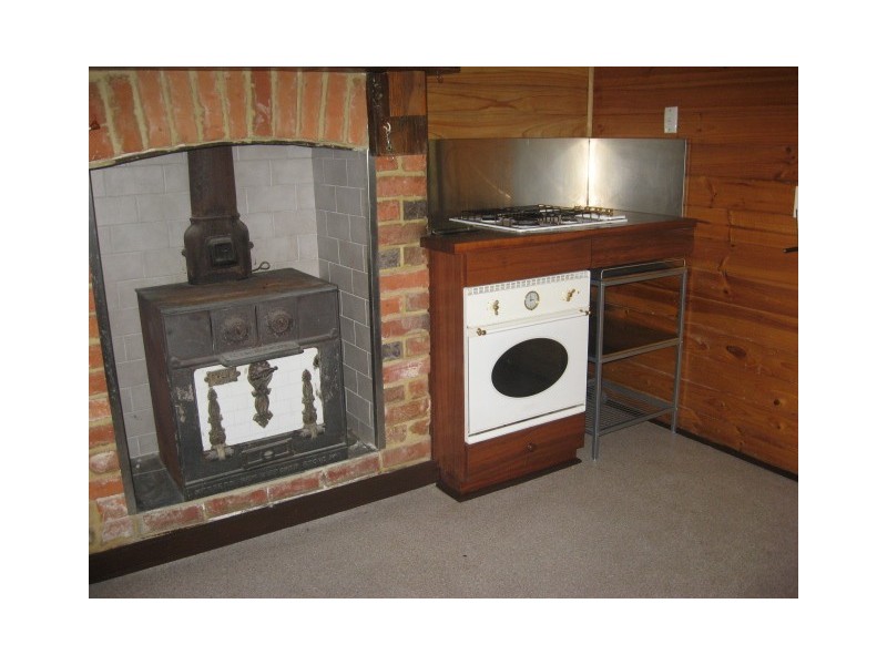 15  Deakin Street, Bassendean WA 6054