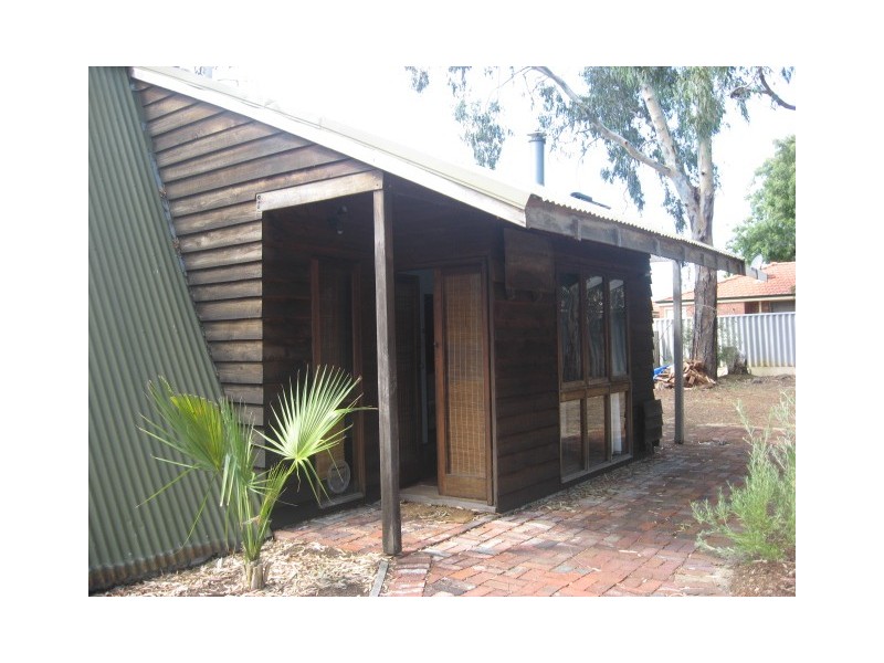 15  Deakin Street, Bassendean WA 6054