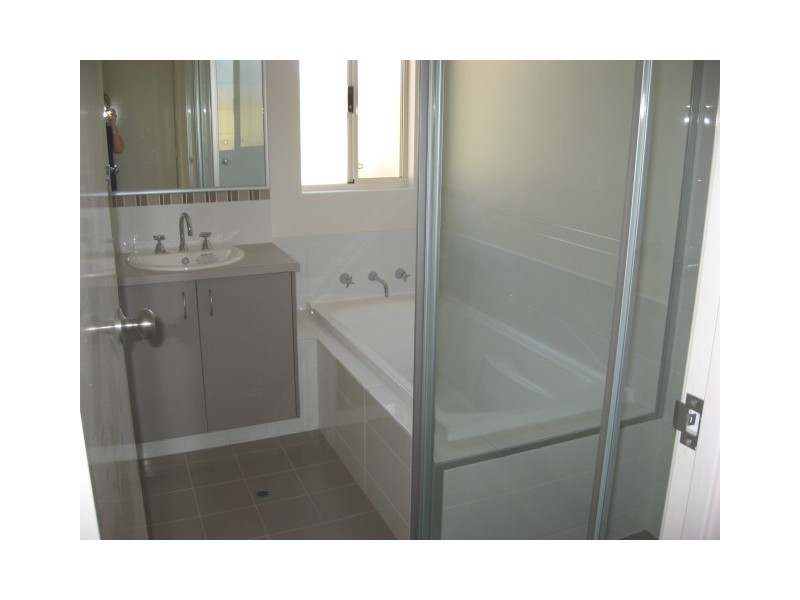 6 Eighth Avenue, Bassendean WA 6054