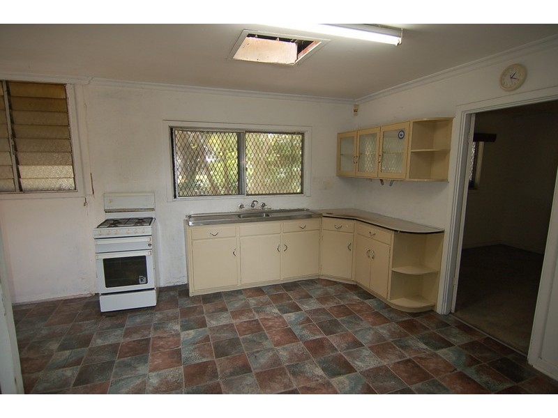 70 Railway Parade, Bassendean WA 6054