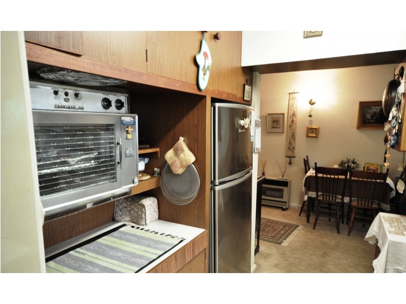 16 Sutherland Close, Guildford WA 6055