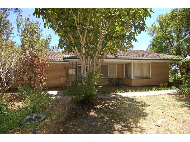 104 Caversham Avenue, Caversham WA 6055