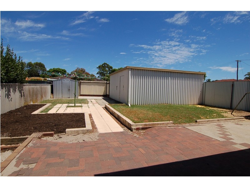 11 Ivanhoe Street, Bassendean WA 6054