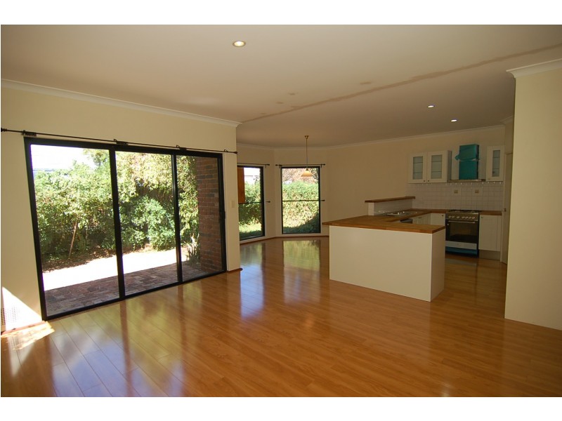 4  Olive Street, Guildford WA 6055