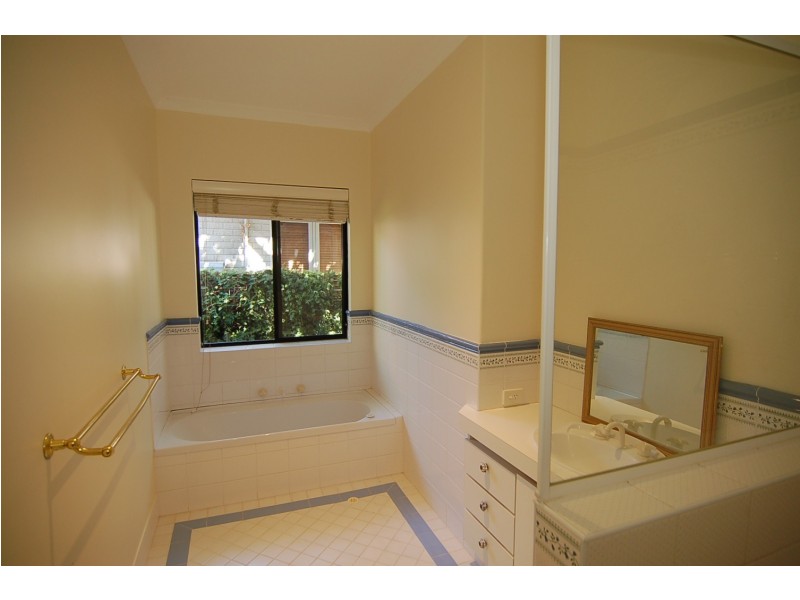 4  Olive Street, Guildford WA 6055